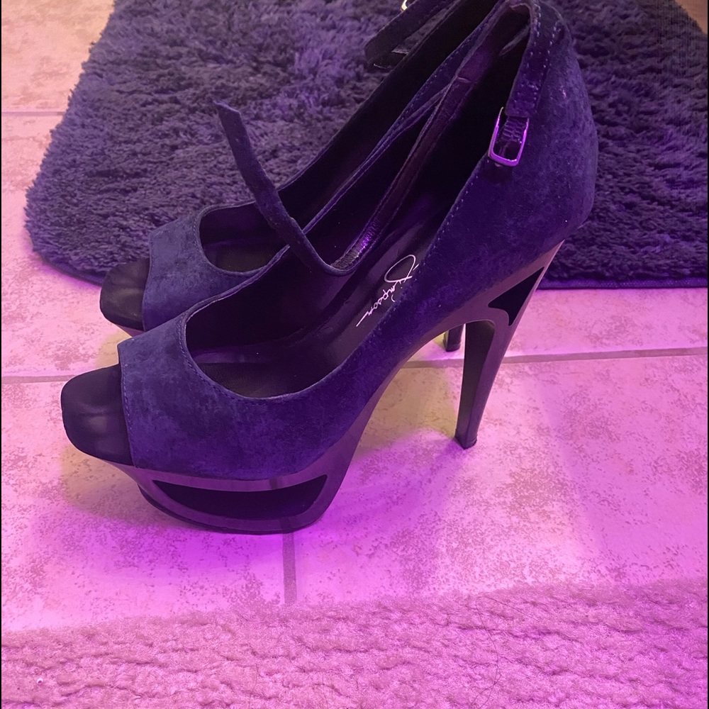 Beautiful Jessica Simpson stilettos only worn twice.